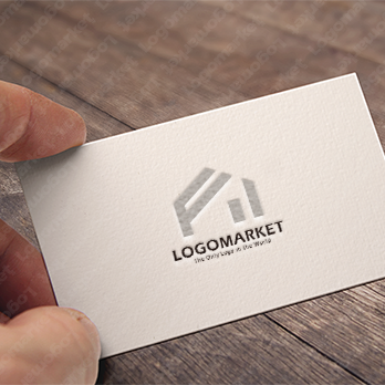 家と成長とシンプルのロゴ