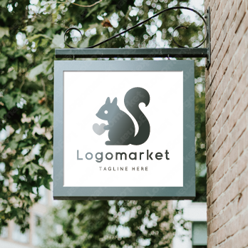 リスとハートと心のロゴ