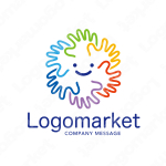 手とカラフルと個性のロゴ