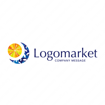 月と太陽とリズムのロゴ