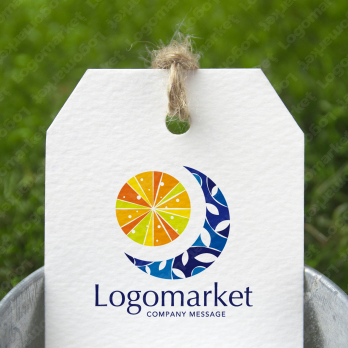 月と太陽とリズムのロゴ