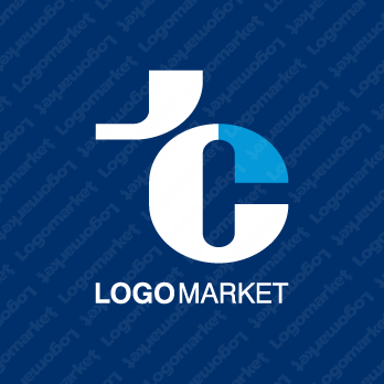 tとcとモノグラムのロゴ