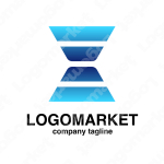 台形とミニマルと信頼感のロゴ