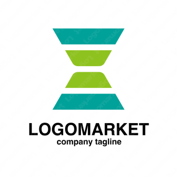 台形とミニマルと信頼感のロゴ