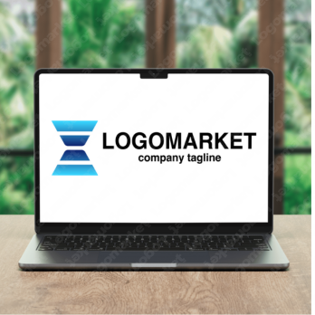 台形とミニマルと信頼感のロゴ