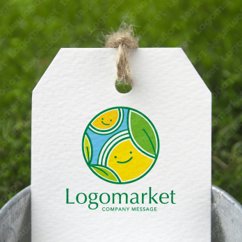 太陽と寄り添うと親しみやすいのロゴ