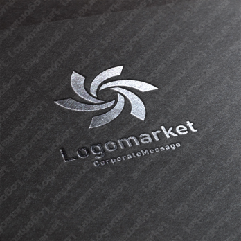 Aとaと虹のロゴ