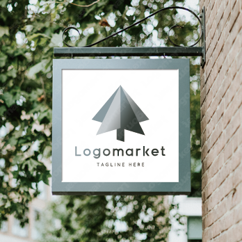 木と矢印と立体のロゴ