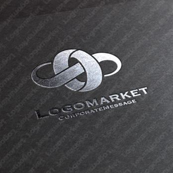 Aとaと虹のロゴ