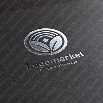 Aとaと虹のロゴ