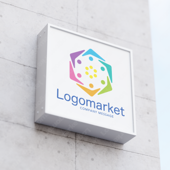 六角形と人とカラフルのロゴ