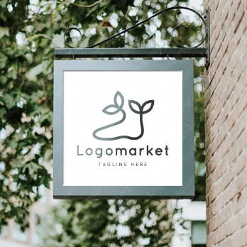 足と靴と双葉のロゴ