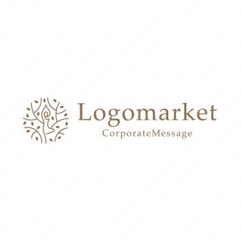 ヨガとピラティスと樹木のロゴ