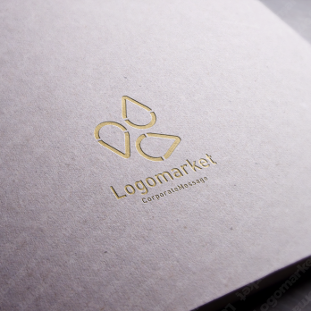 水滴と雫とNUCのロゴ