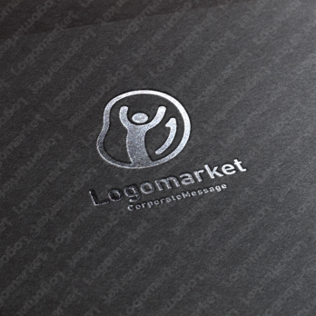 Aとaと虹のロゴ