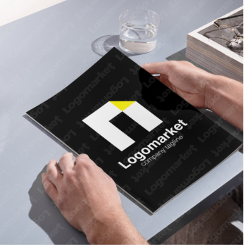 Nとアルファベットとバイカラーのロゴ