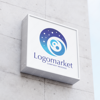 月と人と穏やかのロゴ