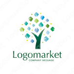 木と輝きとキラキラのロゴ