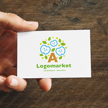 歯と成長と安心感のロゴ