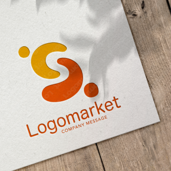 Sと繋がりとシンプルのロゴ