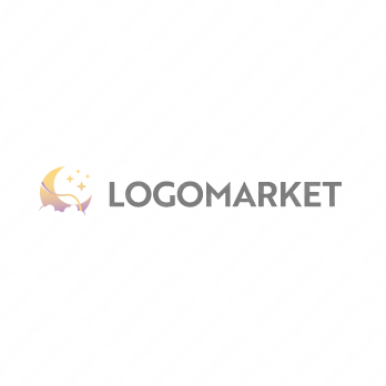 空と海と月のロゴ