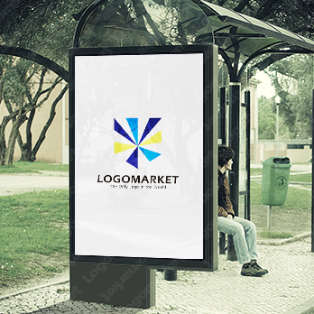 集中ときらめきと盾のロゴ