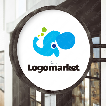 子どもとかわいいとキャラクターのロゴ