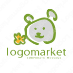 くまと花と手書きのロゴ