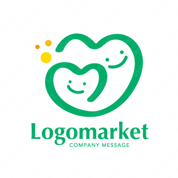 ハートと親子と愛情のロゴ