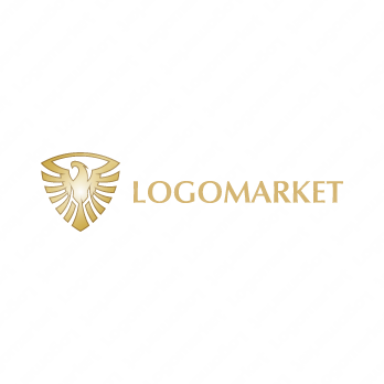 盾と翼と鷹のロゴ