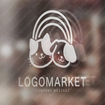 犬と猫と虹のロゴ