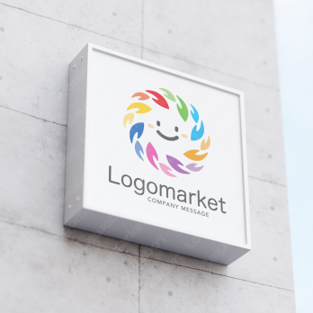 手とコミュニケーションと明るいのロゴ