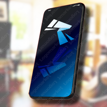 スピード感とTとシャープのロゴ