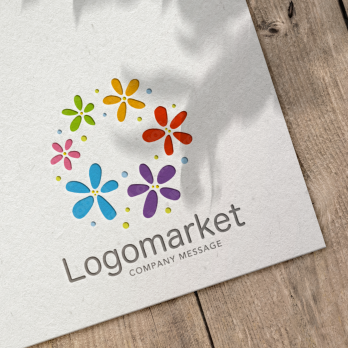 花とカラフルと癒しのロゴ