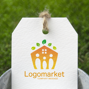 家族と温かみと成長のロゴ