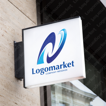 Nとブルーと発展のロゴ