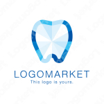 輝きと清潔と歯のロゴ