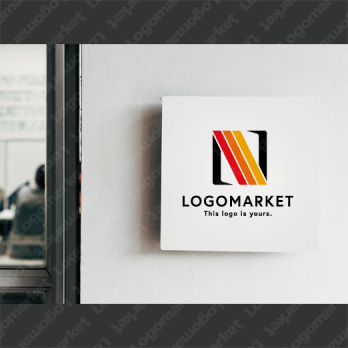 Nと前進と発展のロゴ