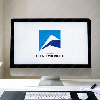 成功とチャレンジと山のロゴ