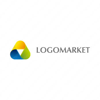 トライアングルと無限と三角のロゴ