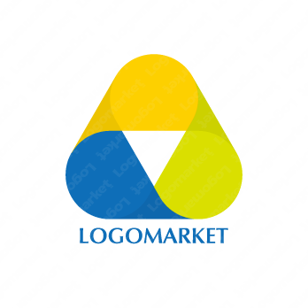 トライアングルと無限と三角のロゴ