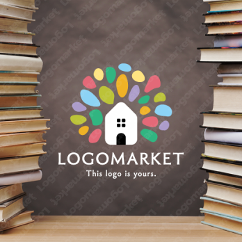 木と家と可能性のロゴ