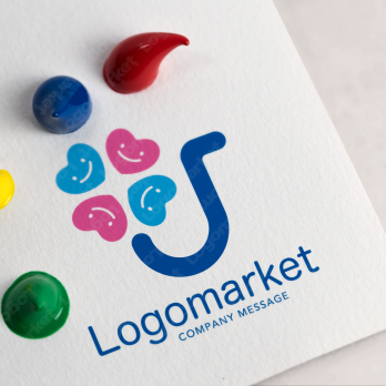 Jと四つ葉と笑顔のロゴ