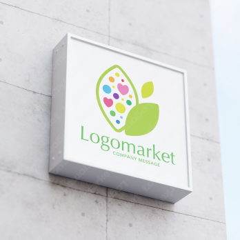 カラフルとワクワクと寄り添う心のロゴ