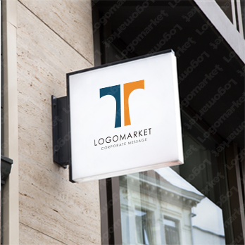 Tとシンプルモダンと協力のロゴ