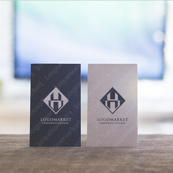  高級感とダイヤモンドとエレガントのロゴ