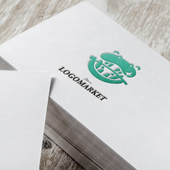 動物とハブラシとスマイルのロゴ