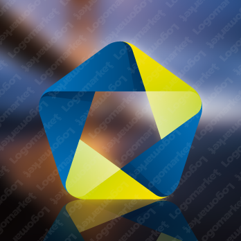 星と五角形とクリアのロゴ