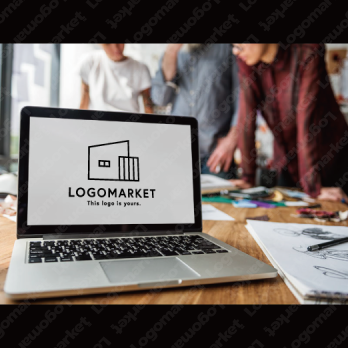 平屋と一軒家とミニマルのロゴ