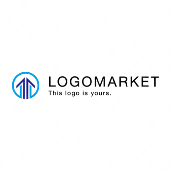 上昇と成功と前進のロゴ